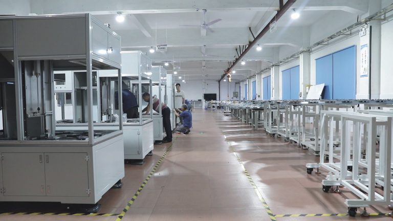 三优智能整机装配车间